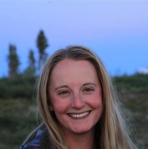 Meet your Posher, Alicia